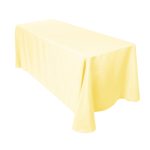 Nappe en polyester ivoire 90'' x 156"